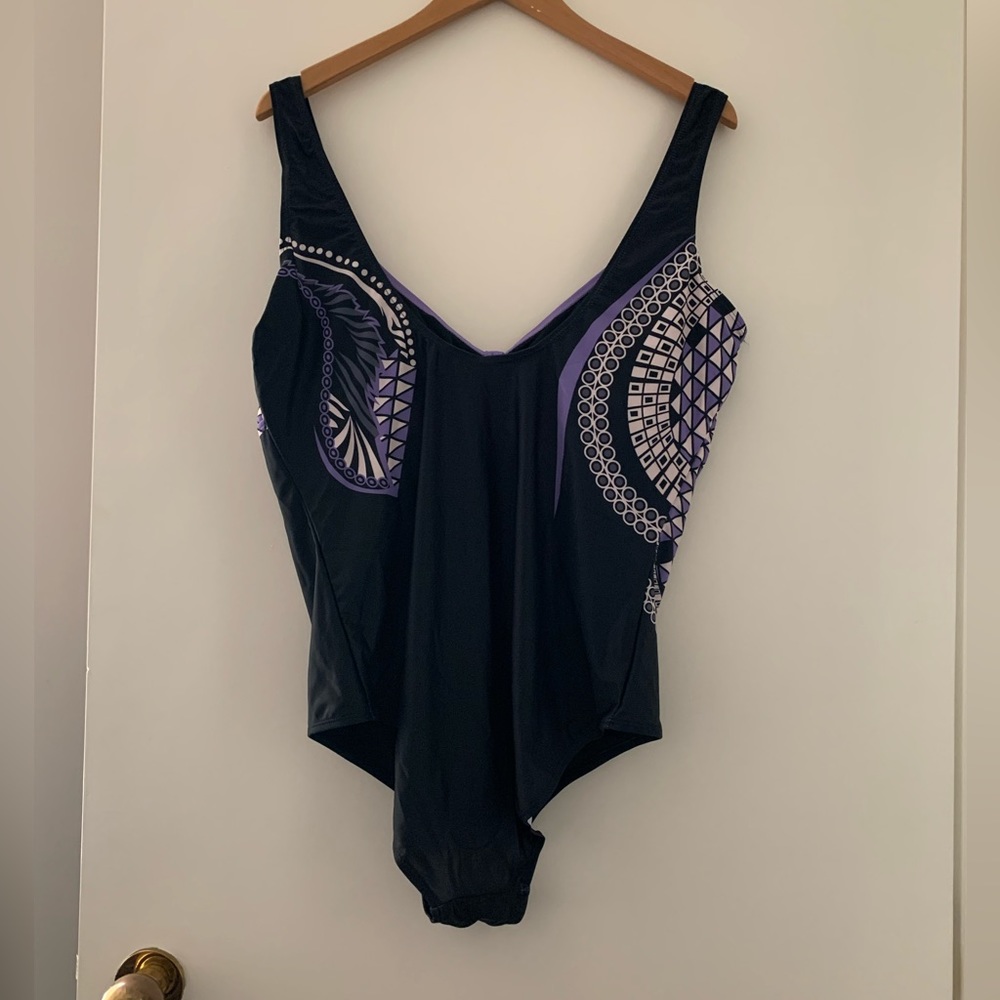 Purple bathing suit size 2xl new In package - Picture 2 of 5